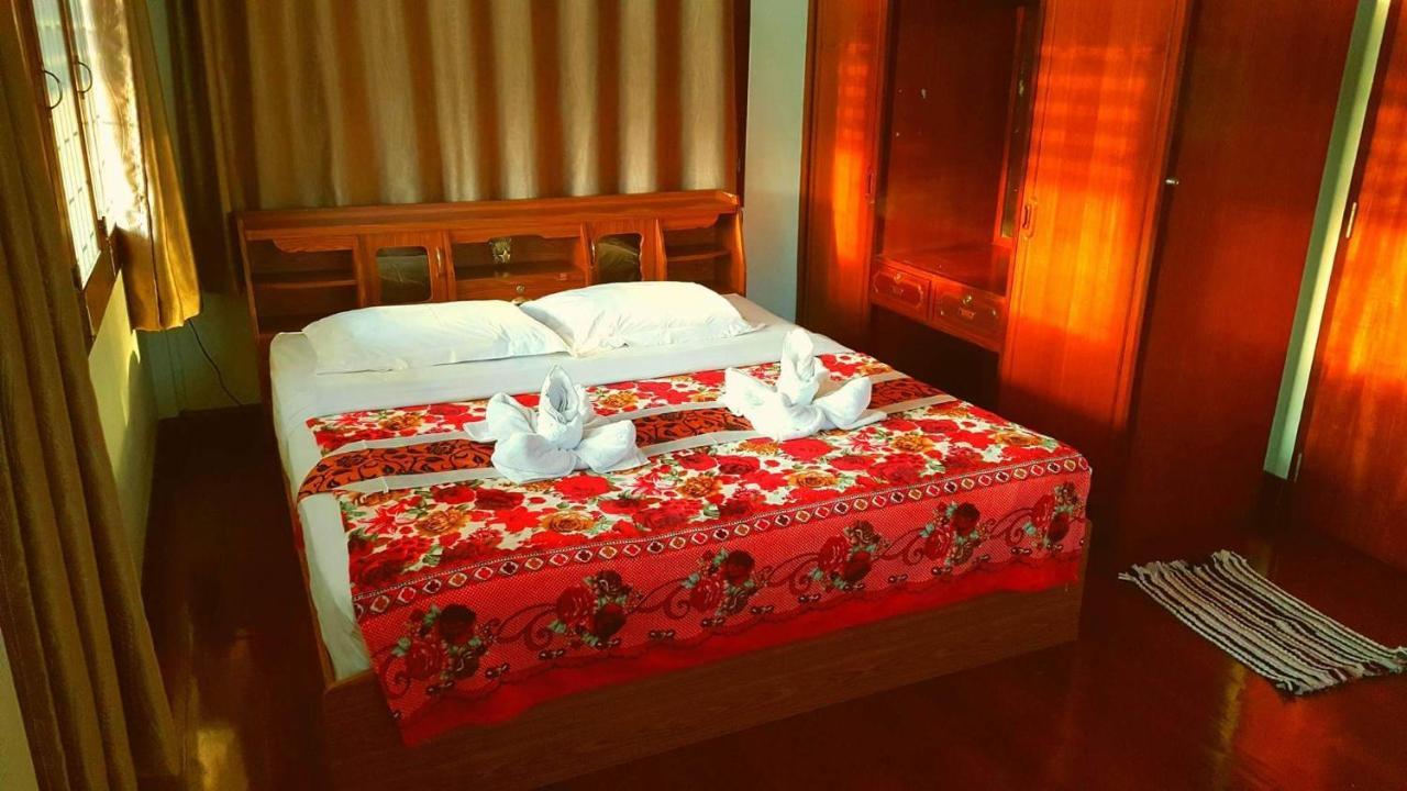 Emmanuel Guesthouse Prachuap Khiri Khan Ngoại thất bức ảnh