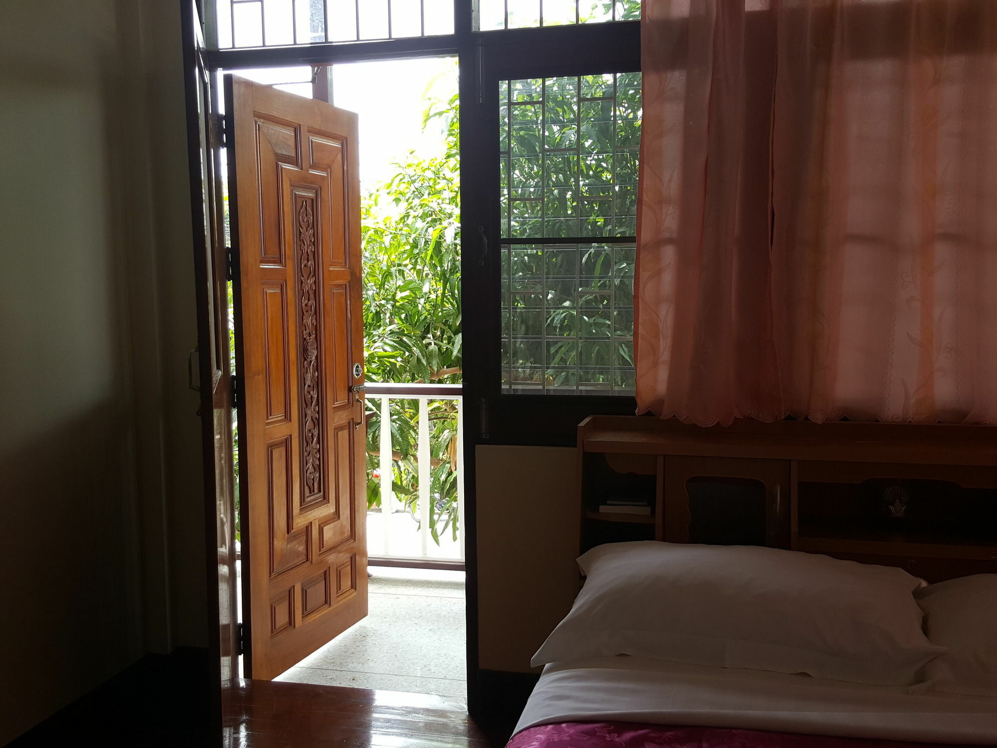 Emmanuel Guesthouse Prachuap Khiri Khan Ngoại thất bức ảnh